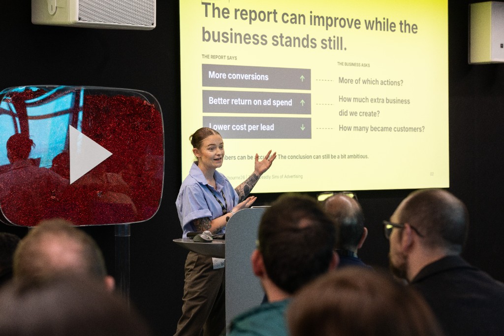 Brodie McMaster presenting the 7 Deadly Sins of Advertising at Multiplier Melbourne